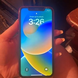 iPhone XR (send me offers)
